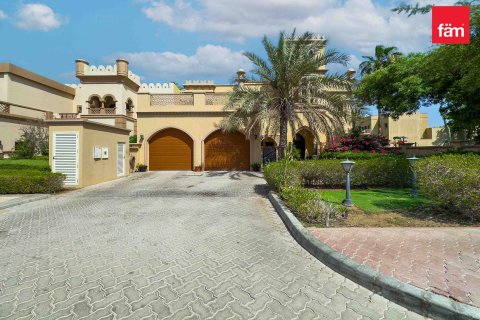 Villa en Palm Jumeirah, Dubai, 4 dormitorios, 470 m², № 23064 - foto 2