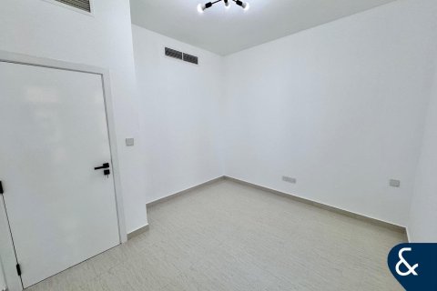 Apartment in AL DHAFRAH in Greens, Dubai 2 bedrooms, 119 sq.m. № 79244 - photo 9