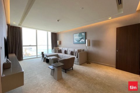 Apartment in Dubai Media City, Dubai 4 bedrooms, 480 sq.m. № 69739 - photo 24