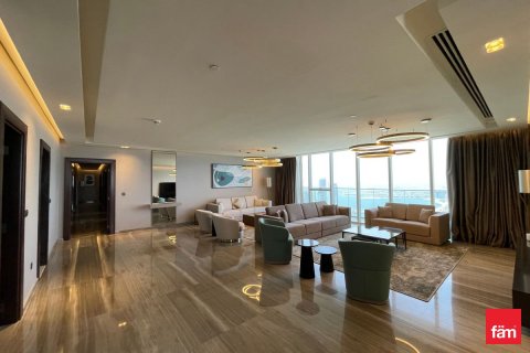 Apartment in Dubai Media City, Dubai 4 bedrooms, 480 sq.m. № 69739 - photo 7