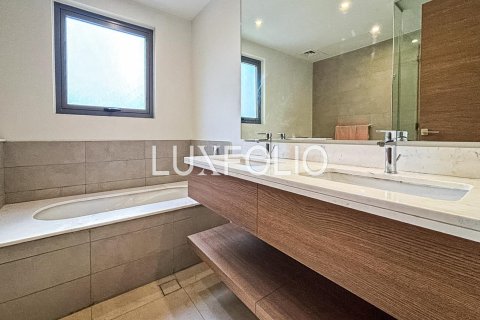 Villa in Sidra Villas, Dubai Hills Estate, Dubai 3 bedrooms, 427 sq.m. № 46209 - photo 25