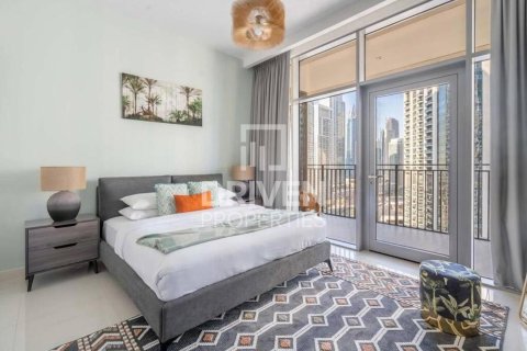 Apartment in BLVD Crescent, Downtown Dubai (Downtown Burj Dubai), Dubai 2 bedrooms, 155.24 sq.m. № 135611 - photo 9
