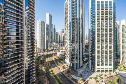 Apartment in BLVD Crescent, Downtown Dubai (Downtown Burj Dubai), Dubai 2 bedrooms, 155.24 sq.m. № 135611 - photo 3