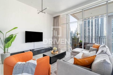 Apartment in BLVD Crescent, Downtown Dubai (Downtown Burj Dubai), Dubai 2 bedrooms, 155.24 sq.m. № 135611