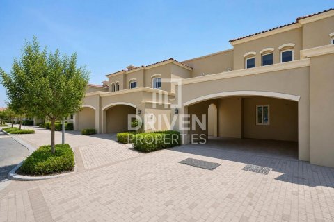 Villa in Casa Dora, Serena, Dubai 2 bedrooms, 176.24 sq.m. № 135609 - photo 2