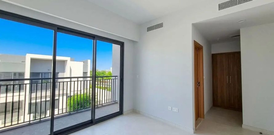 Maison de ville à Dubai, 4 chambres, 319.5 m², № 113563