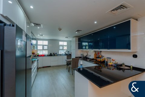 Apartamento en Green Community, Dubai, 3 dormitorios, 412 m², № 75834 - foto 1