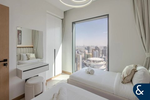 Apartment in Vida Residences Dubai Marina, Dubai Marina, Dubai 4 bedrooms, 214 sq.m. № 75843 - photo 16