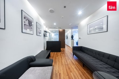 Снять в аренду офис в Бизнес-Бэе, Дубай: 183.8м², № 89442 - фото 8