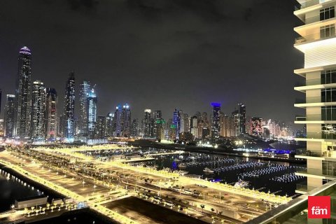 Apartment in Dubai Harbour, Dubai 2 bedrooms, 106.9 sq.m. № 59863 - photo 16