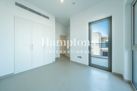 Adosado en Arabian Ranches 2, Dubai, 4 dormitorios, 273.68945091 m², № 101273 - foto 25