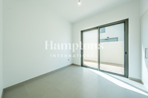 Adosado en Arabian Ranches 2, Dubai, 4 dormitorios, 273.68945091 m², № 101273 - foto 14