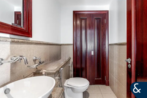 Купить квартиру в Zanzebeel, Old Town, Дубай: 2 спальни, 142м², № 75310 - фото 21