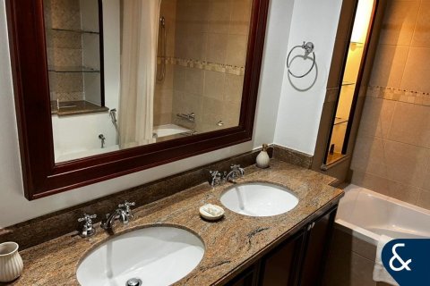 Купить квартиру в Zanzebeel, Old Town, Дубай: 2 спальни, 142м², № 75310 - фото 11