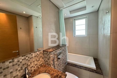 Villa in Jumeirah Park, Dubai 4 bedrooms, 465 sq.m. № 24898 - photo 2