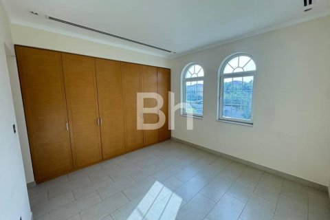 Villa in Jumeirah Park, Dubai 4 bedrooms, 465 sq.m. № 24898 - photo 5