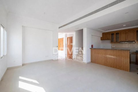 Villa in Bella Casa, Serena, Dubai 2 bedrooms, 172.52 sq.m. № 141095