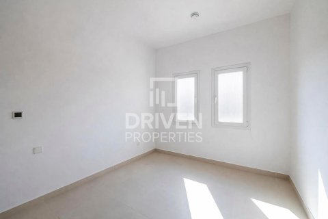Villa in Bella Casa, Serena, Dubai 2 bedrooms, 172.52 sq.m. № 141095 - photo 5