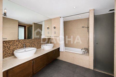 Купить квартиру в Marina Residences, Пальма Джумейра, Дубай: 3 спальни, 227м², № 141419 - фото 9