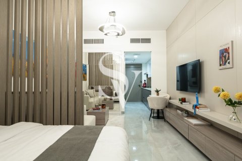 Apartment in Dubai Land, Dubai 2 bedrooms, 130 sq.m. № 67807 - photo 4