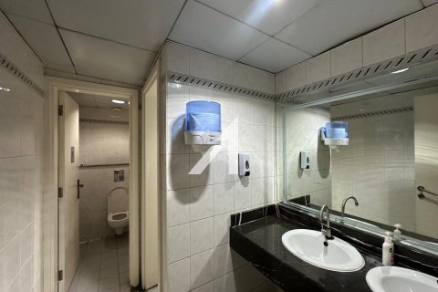 Oficina en Dubai, 60.4 m², № 67709 - foto 11