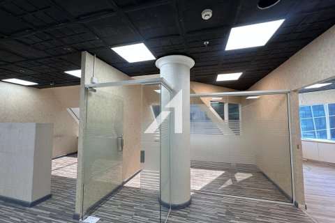 Oficina en Dubai, 60.4 m², № 67709 - foto 12