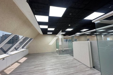 Oficina en Dubai, 60.4 m², № 67709 - foto 7