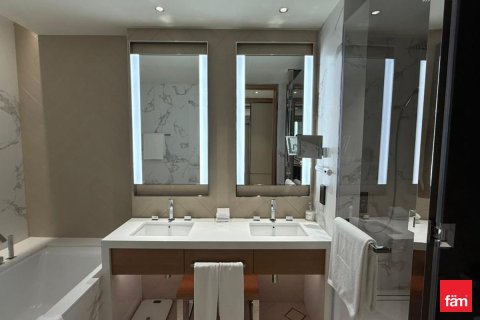 Apartment in Dubai 3 bedrooms, 146.3 sq.m. № 97817 - photo 19