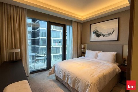 Apartment in Dubai 3 bedrooms, 146.3 sq.m. № 97817 - photo 9