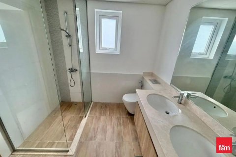 Townhouse in Dubai 2 bedrooms, 160.8 sq.m. № 97805 - photo 10