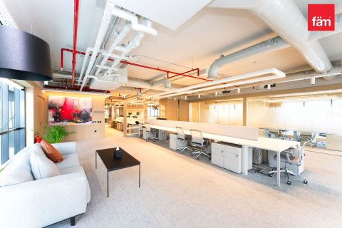 Commercial property in Dubai 662.9 sq.m. № 97814 - photo 15