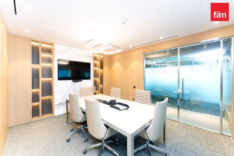 Commercial property in Dubai 662.9 sq.m. № 97814 - photo 23