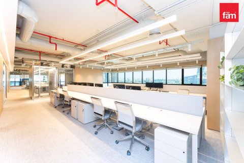 Commercial property in Dubai 662.9 sq.m. № 97814 - photo 25