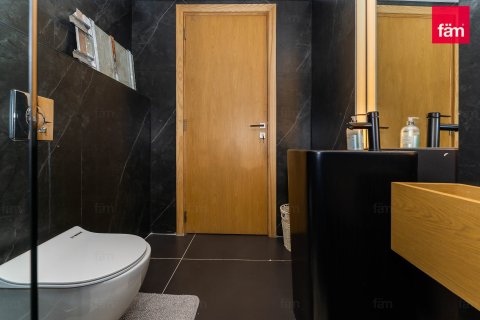 Apartment in Dubai 3 bedrooms, 267.8 sq.m. № 97806 - photo 17