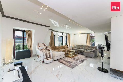 Apartment in Dubai 3 bedrooms, 267.8 sq.m. № 97806