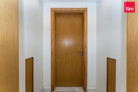 Apartment in Dubai 3 bedrooms, 267.8 sq.m. № 97806 - photo 13