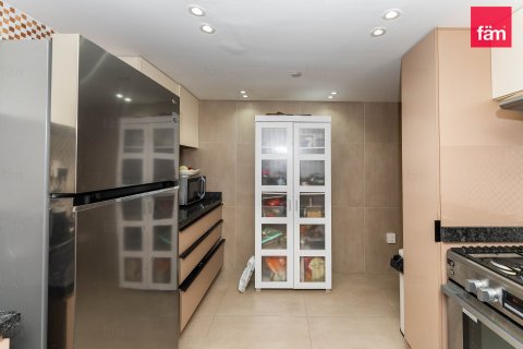 Apartment in Dubai 3 bedrooms, 267.8 sq.m. № 97806 - photo 6