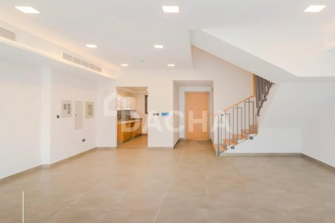 Villa in District 10, Jumeirah Village Circle, Dubai 4 bedrooms, 169 sq.m. № 104832 - photo 3