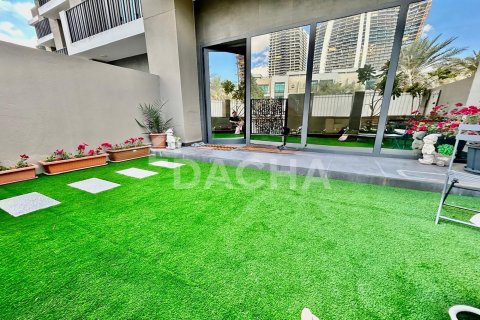 Villa in District 10, Jumeirah Village Circle, Dubai 4 bedrooms, 169 sq.m. № 104832 - photo 16