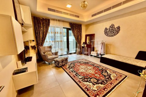 Villa in District 10, Jumeirah Village Circle, Dubai 4 bedrooms, 169 sq.m. № 104832 - photo 6