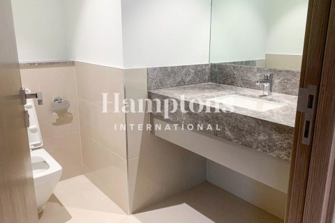 Apartment in Downtown Dubai (Downtown Burj Dubai), Dubai 3 bedrooms, 163.88089200 sq.m. № 95165 - photo 4