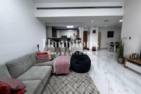 Apartamento en Greens, Dubai, 3 dormitorios, 153.47575600 m², № 99638 - foto 12