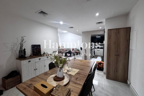 Apartment in Greens, Dubai 3 bedrooms, 153.476 sq.m. № 99638