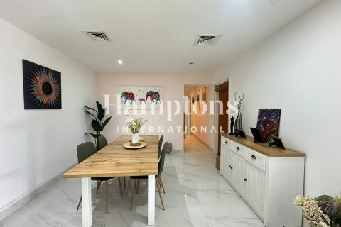 Apartamento en Greens, Dubai, 3 dormitorios, 153.47575600 m², № 99638 - foto 16