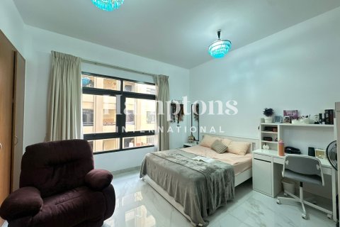 Apartamento en Greens, Dubai, 3 dormitorios, 153.47575600 m², № 99638 - foto 17