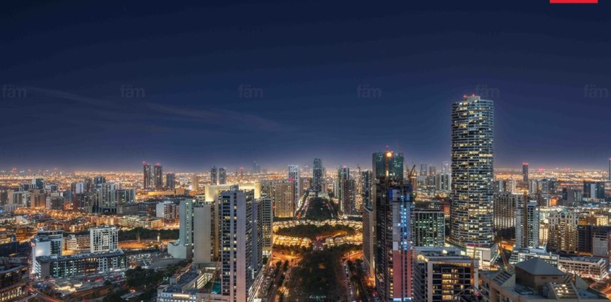 Apartment in Dubai 3 bedrooms, 201 sq.m. № 99575