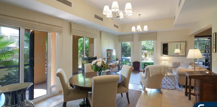 فيلا في المرابع العربية, دبي 4 غرف نوم, 273 م² رقم 75299