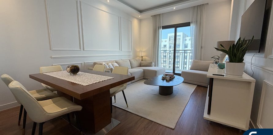 Квартира в Zahra Apartments, Town Square, Дубай, 3 спальни, 124м², № 98478