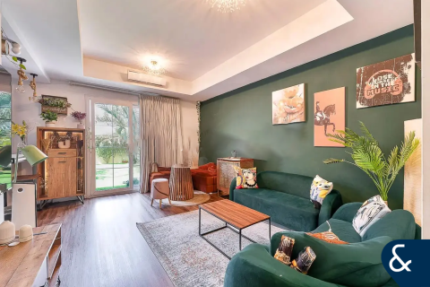 Villa en Springs 10, The Springs, Dubai, 2 dormitorios, 157 m², № 98475 - foto 1