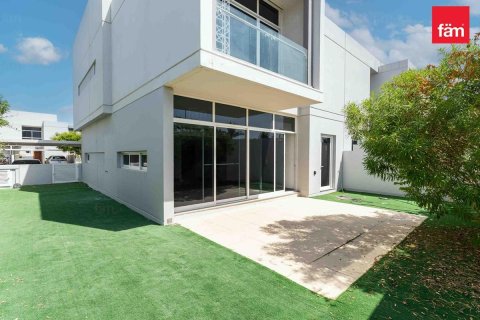 Maison de ville à Dubai, 3 chambres, 270.5 m², № 135179